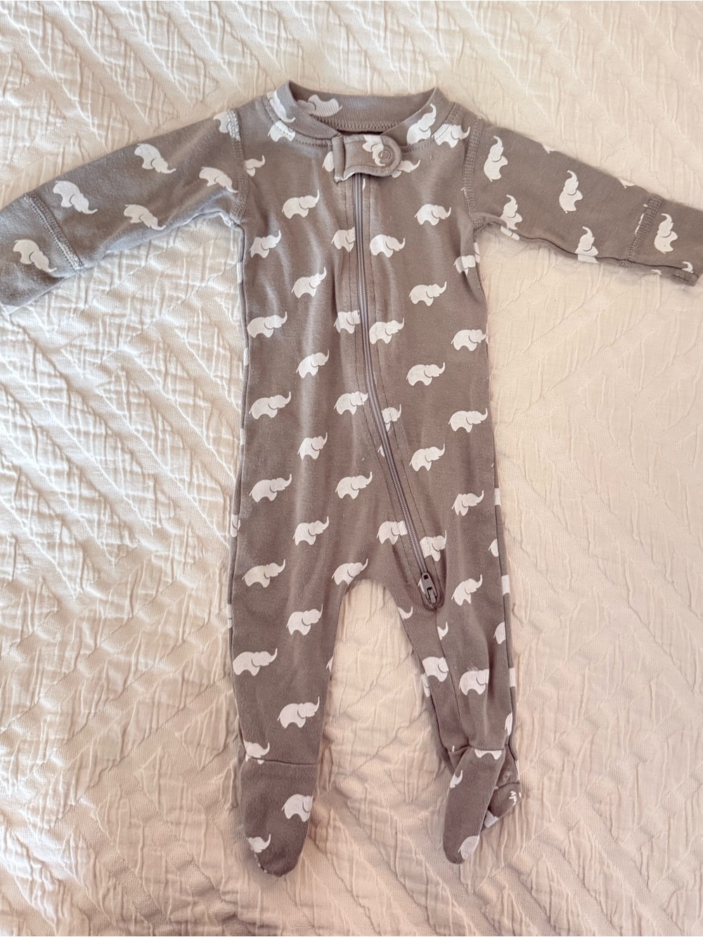 Organic Cotton Newborn Romper with White Elephant Print - Gray- Monica + Andy